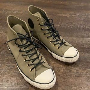 Men’s Converse suede high-tops in olive green, size 10